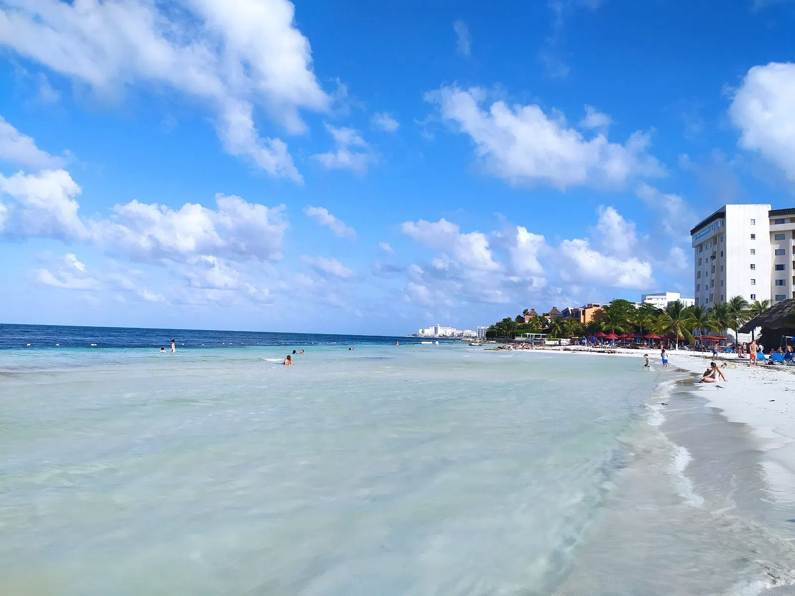 Playa Langosta, Cancun
