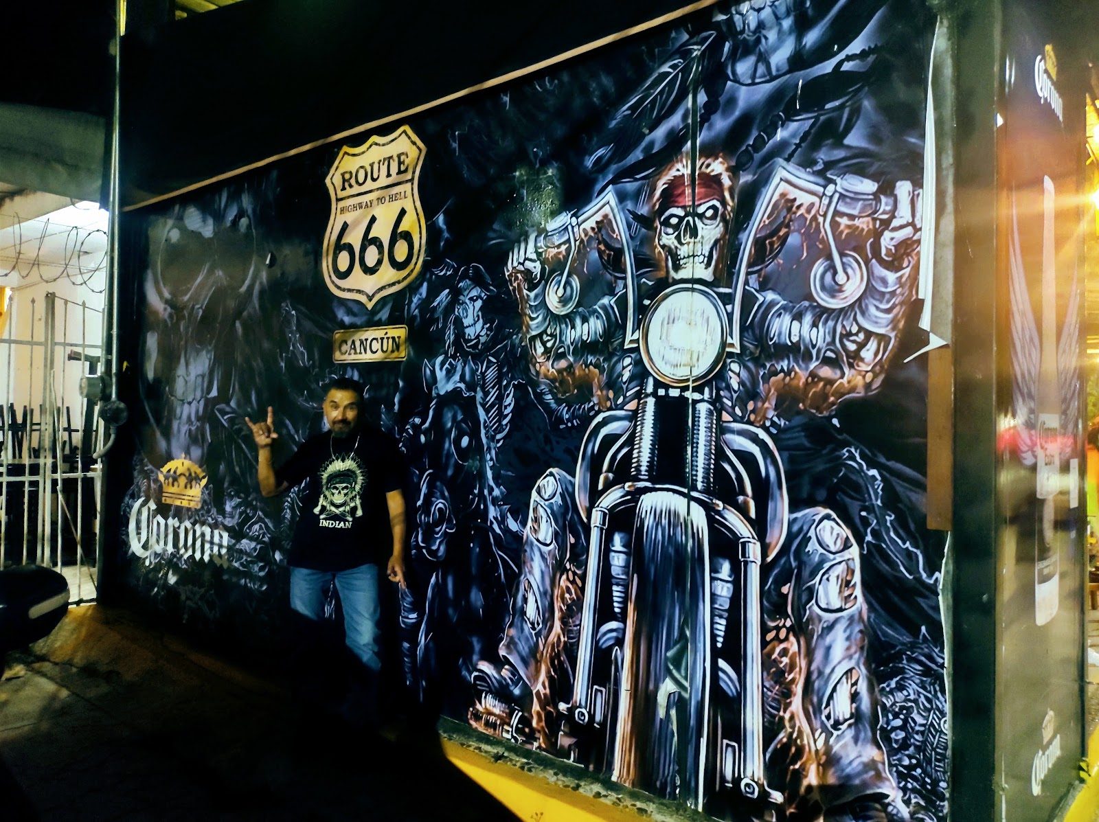 Route 666 Bikers Bar, Cancun