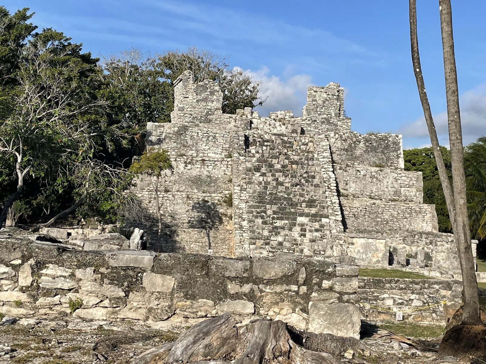 Where to eat, swim and stay around El Meco in Cancun