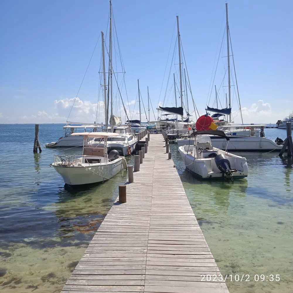 What a 55ft Private Yacht Day in Cancun Actually Costs