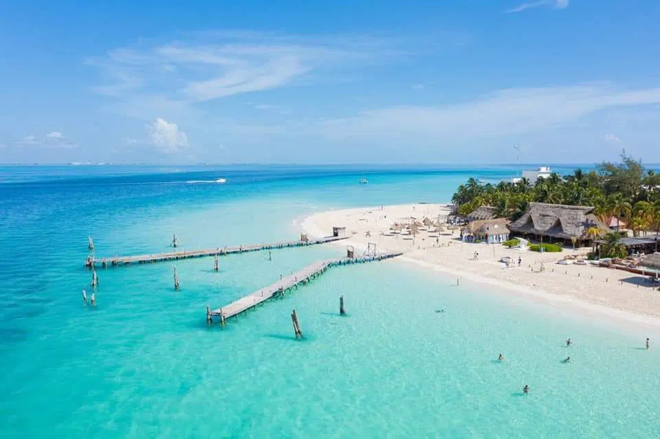 Cancun in Spring 2027: Beaches, Sargassum Odds and Quieter Spots